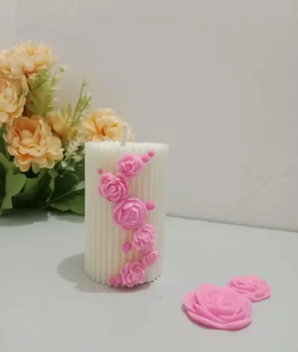 Decorative White Pillar Candle with Pink Rose Design, Handcrafted Floral Pattern, Romantic Home Decor, Scented Wax