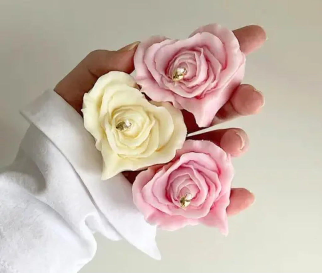 Floral aromatic candle, fancy luxury scented candle
