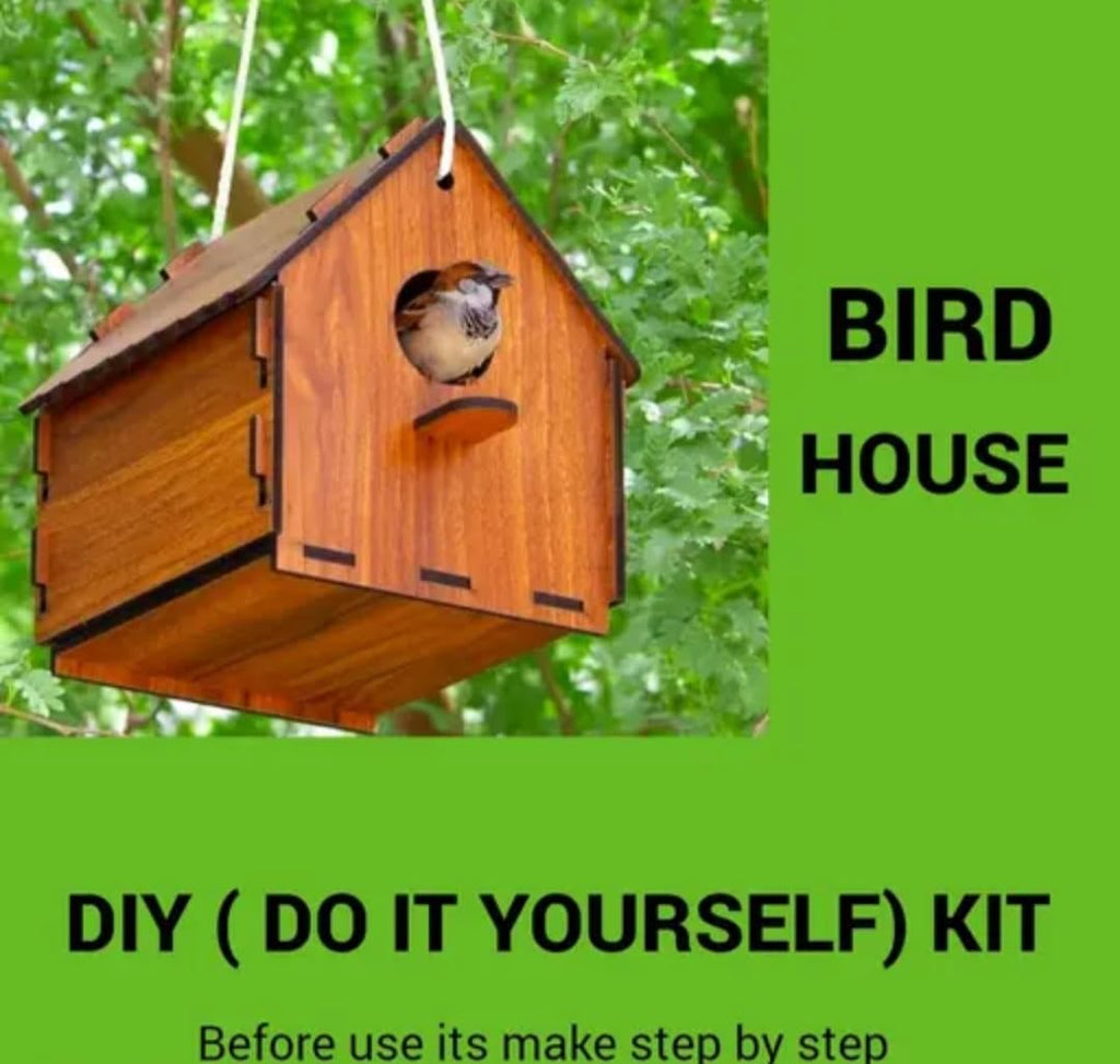Wooden Hanging Birdhouse, Natural Brown, Handcrafted Wood, Outdoor Garden Bird Nest Box with Entry Hole