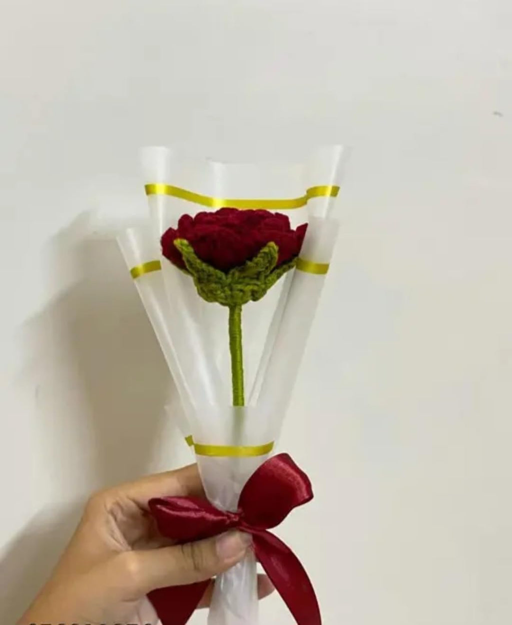 Handmade Crochet Red Rose with Green Stem and Leaves, Single Flower Decoration
