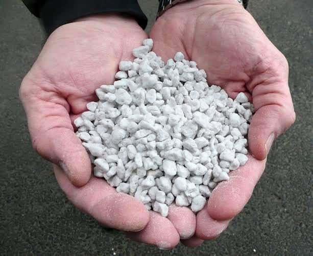 Perlite for soil mix