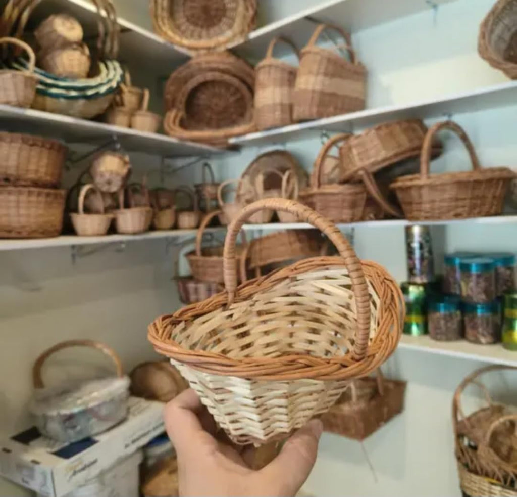 Handwoven Wicker Basket with Handle, Natural Rattan, Small, Rustic Style, for Storage and Gifting