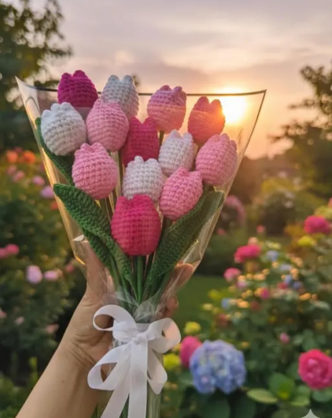 Handmade Crochet Tulip Bouquet, Pink, White, and Magenta, Knitted Artificial Flowers, Gift Wrap with Ribbon