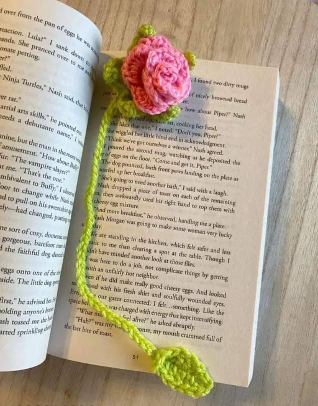 Handmade Crochet Rose Bookmark, Pink Flower with Green Stem and Leaf, Knitted Book Accessory, Set of 2
