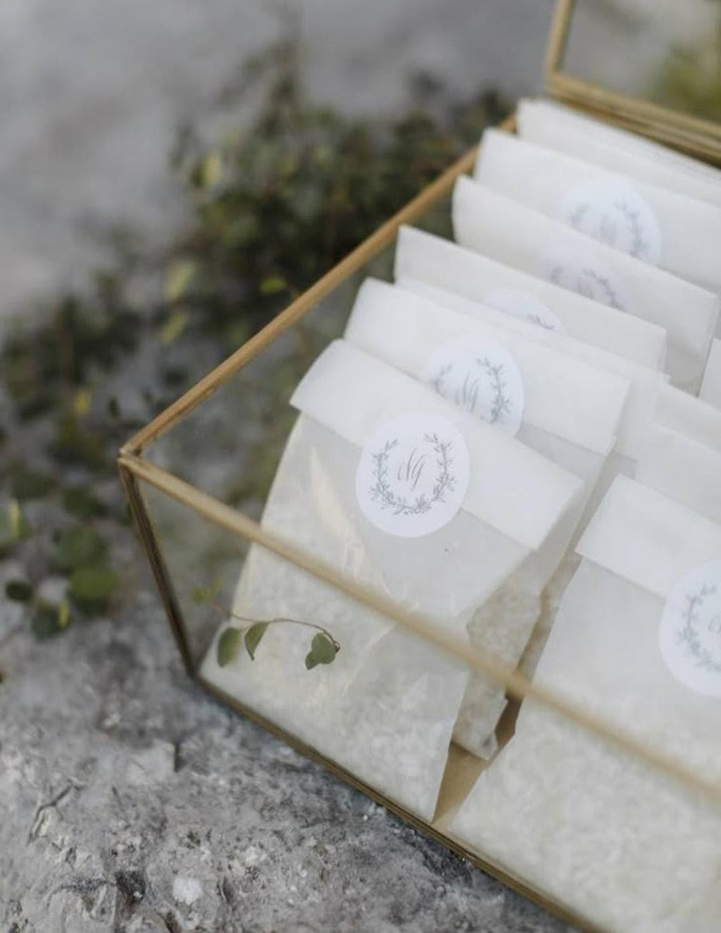 Dried Rose Petals Confetti with Decorative Envelope, Natural Wedding Decor, 50 pc