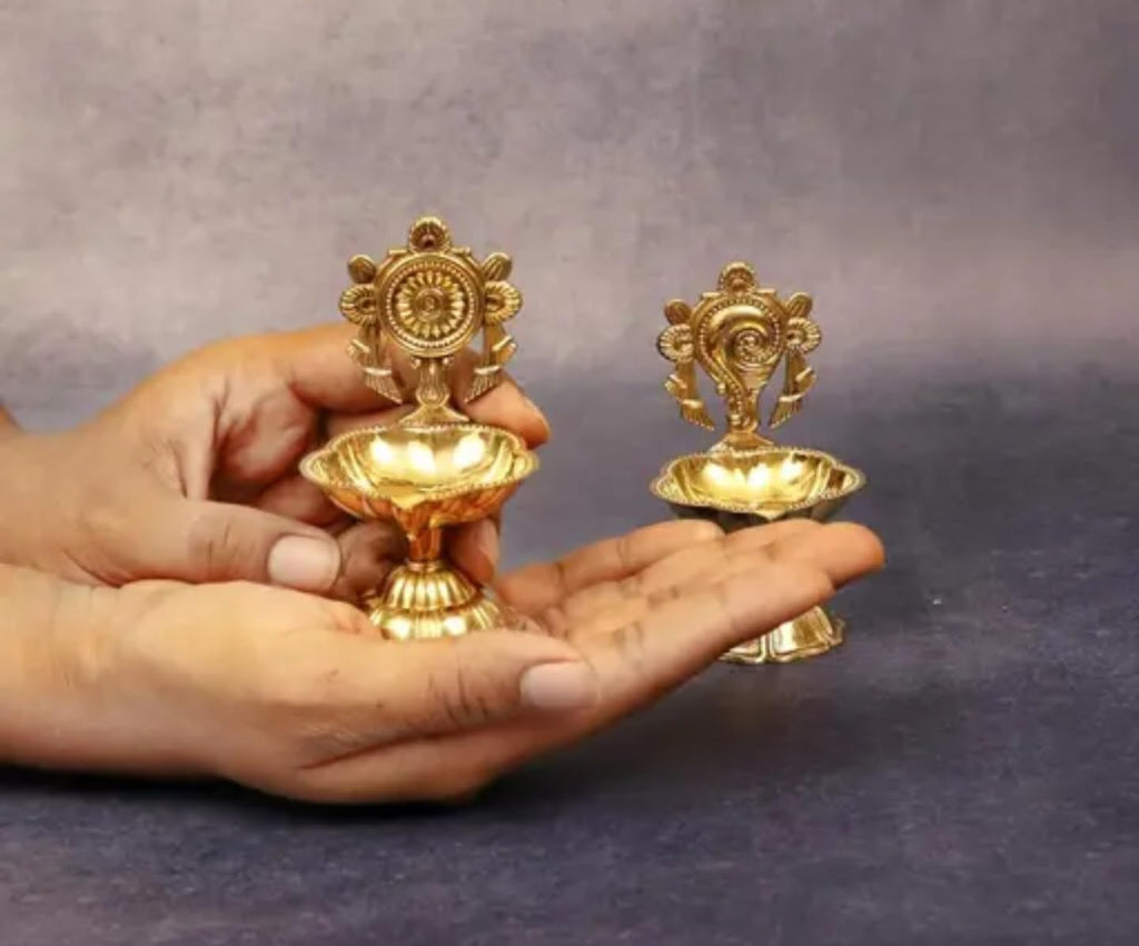 Traditional Brass Oil Lamp, Decorative Golden Diya with Ornate Peacock Design, Antique Style Temple Lamps, 2-Piece Set