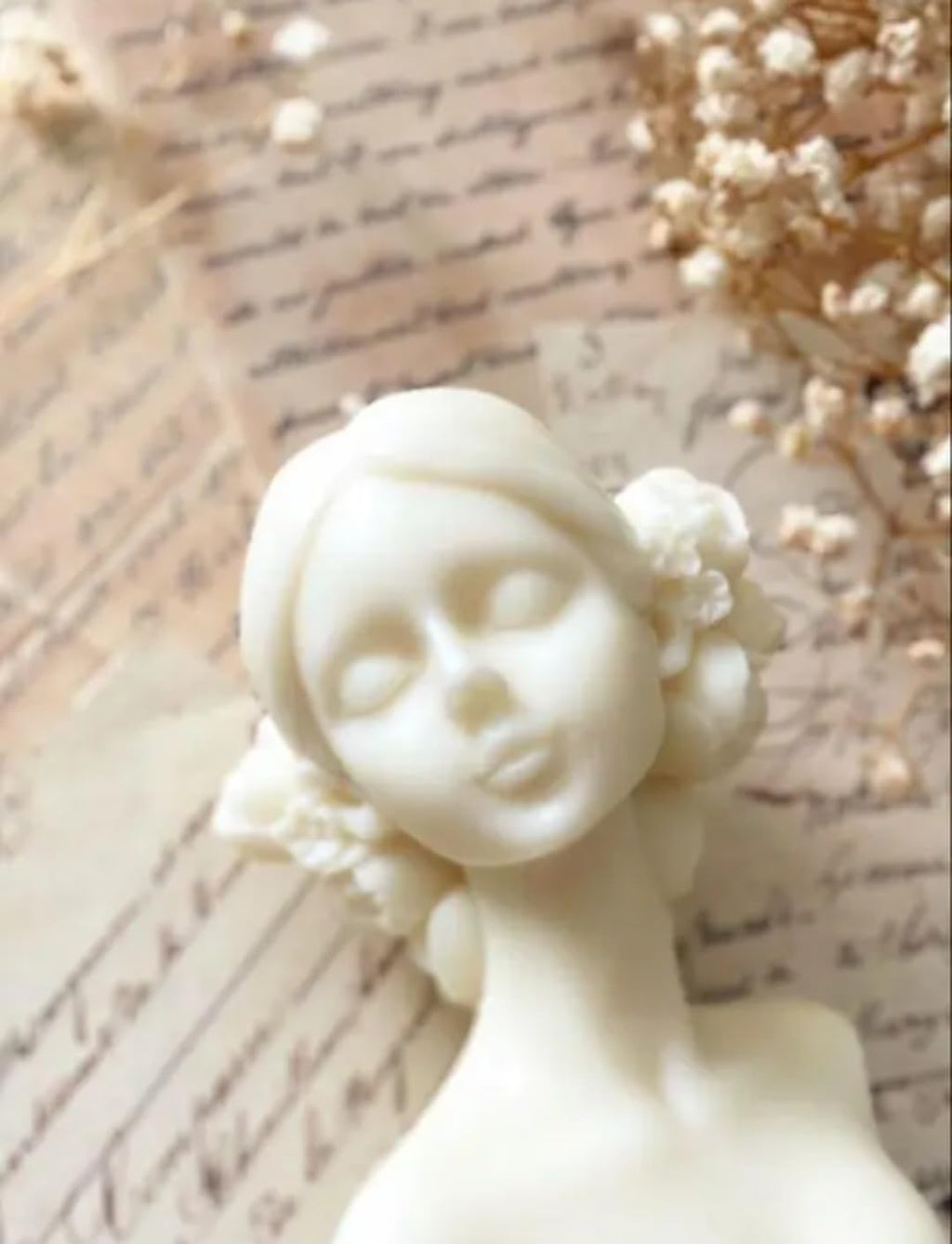 Decorative Female Bust Candles, White Ceramic, Set of 2, Floral Design, Mother's Day Gift, Birthday Gift