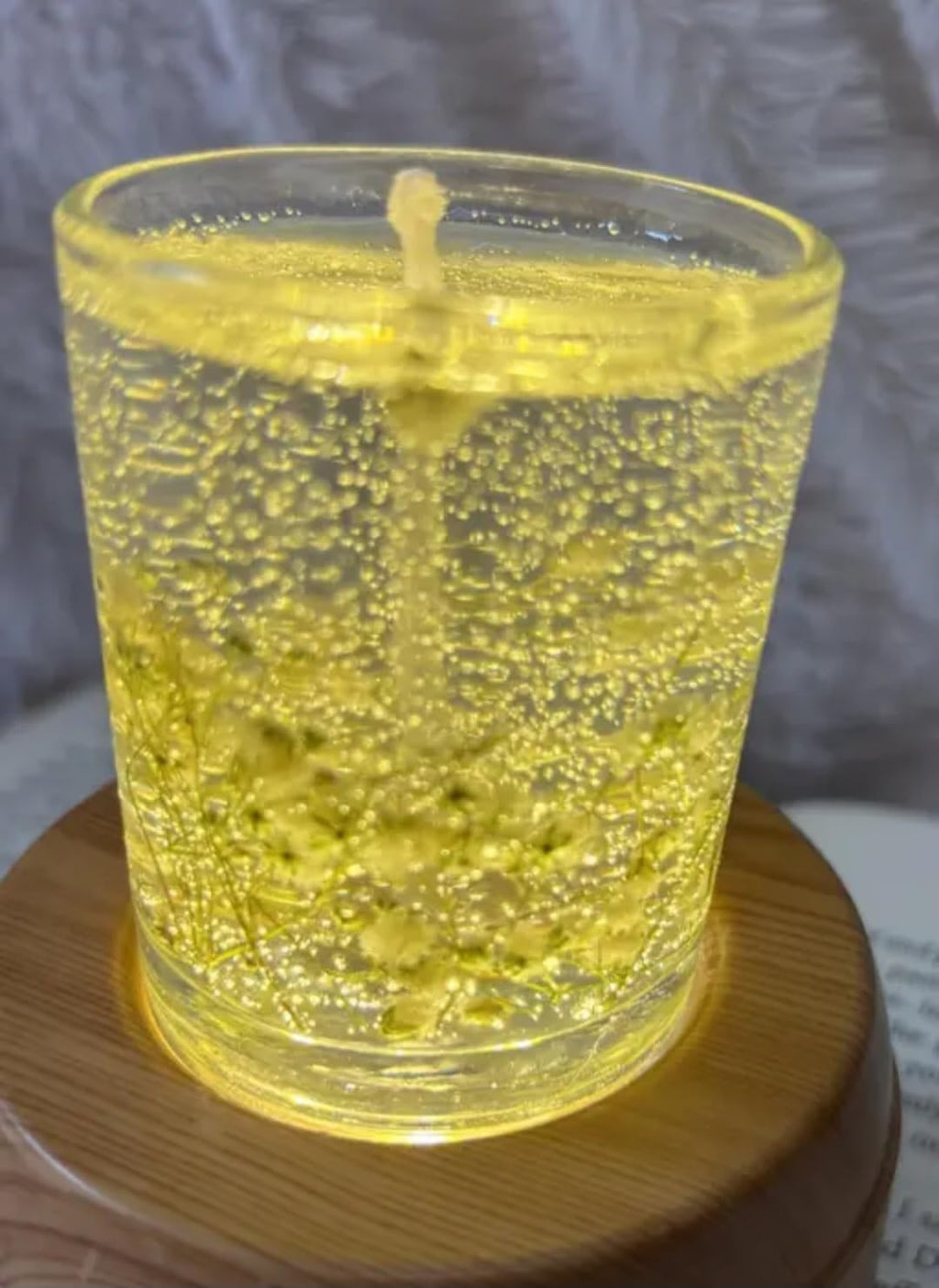 Gel Candle with Dried Baby's Breath Flowers, Clear Glass Votive, Botanical Floral Design