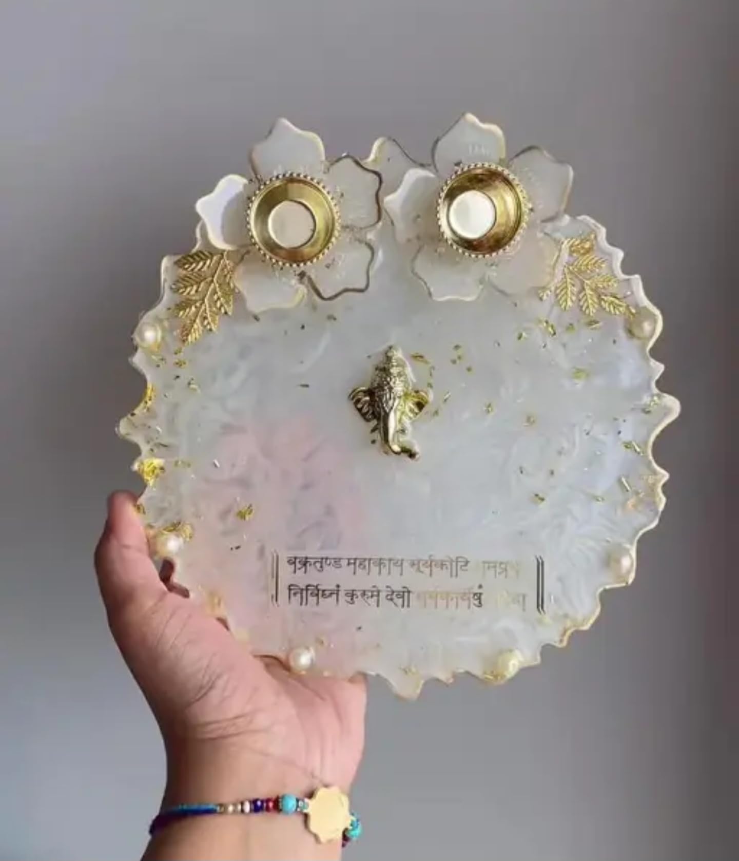 Handcrafted Resin Pooja Thali, White and Gold, Resin aarti thali, Decorative Floral Design with Pearl Accents, Traditional Sanskrit Scripture, Dual Tea Light Holder