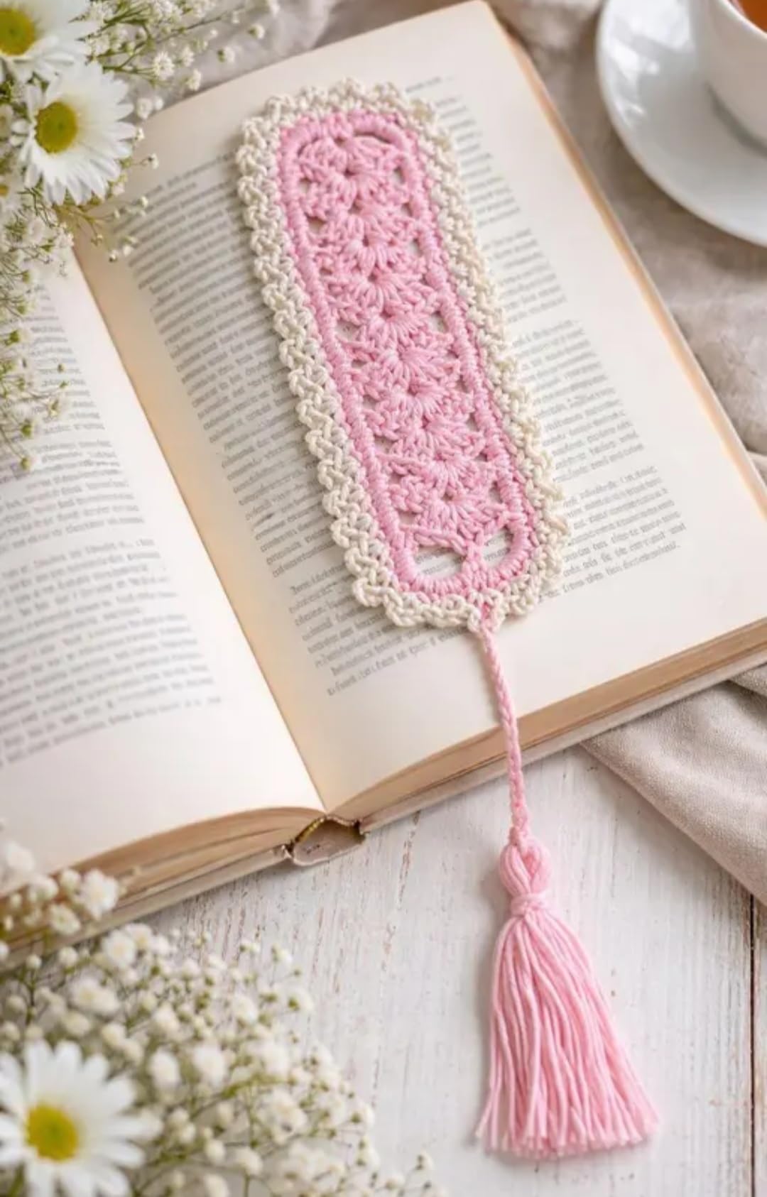 Handmade Crochet Bookmark with Tassel, Pink and White, Knitted Book Accessory, Set of 2