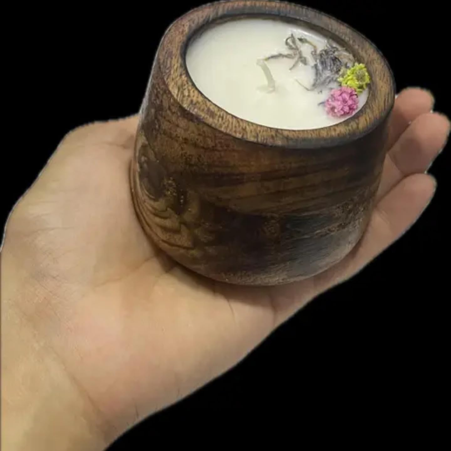 Handcrafted Wooden Candle Holder with Dried Flower Decoration, Natural Oak Wood, Rustic Style, Cylindrical Shape