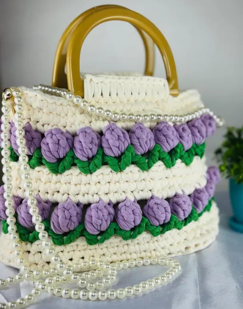 Handmade Crochet Handbag with Floral Design, White and Purple, Gold Handle, Pearl Strap