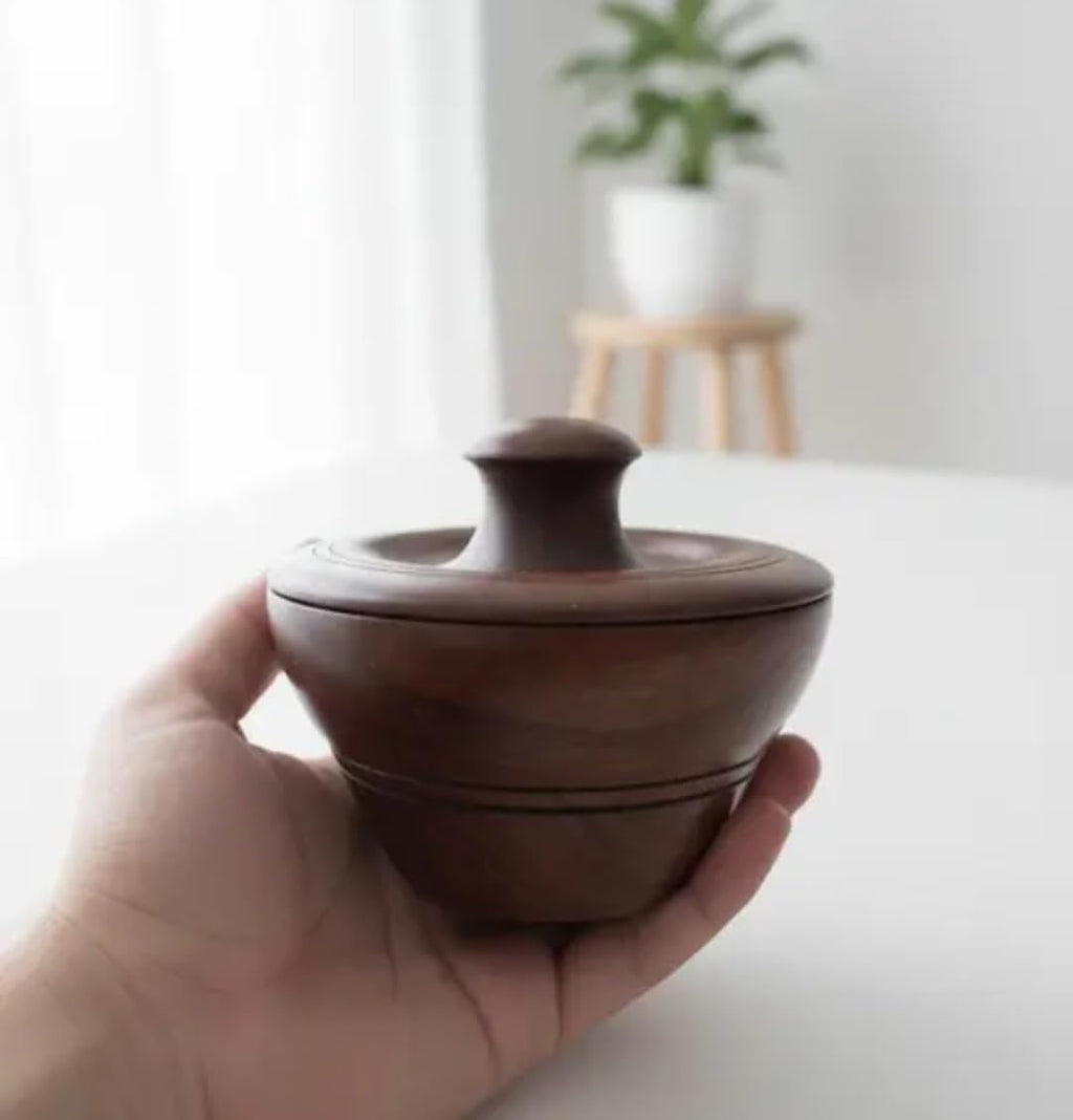 Wooden Soup Bowl with Lid, Brown, Handcrafted wooden, Serving Dish with Handle