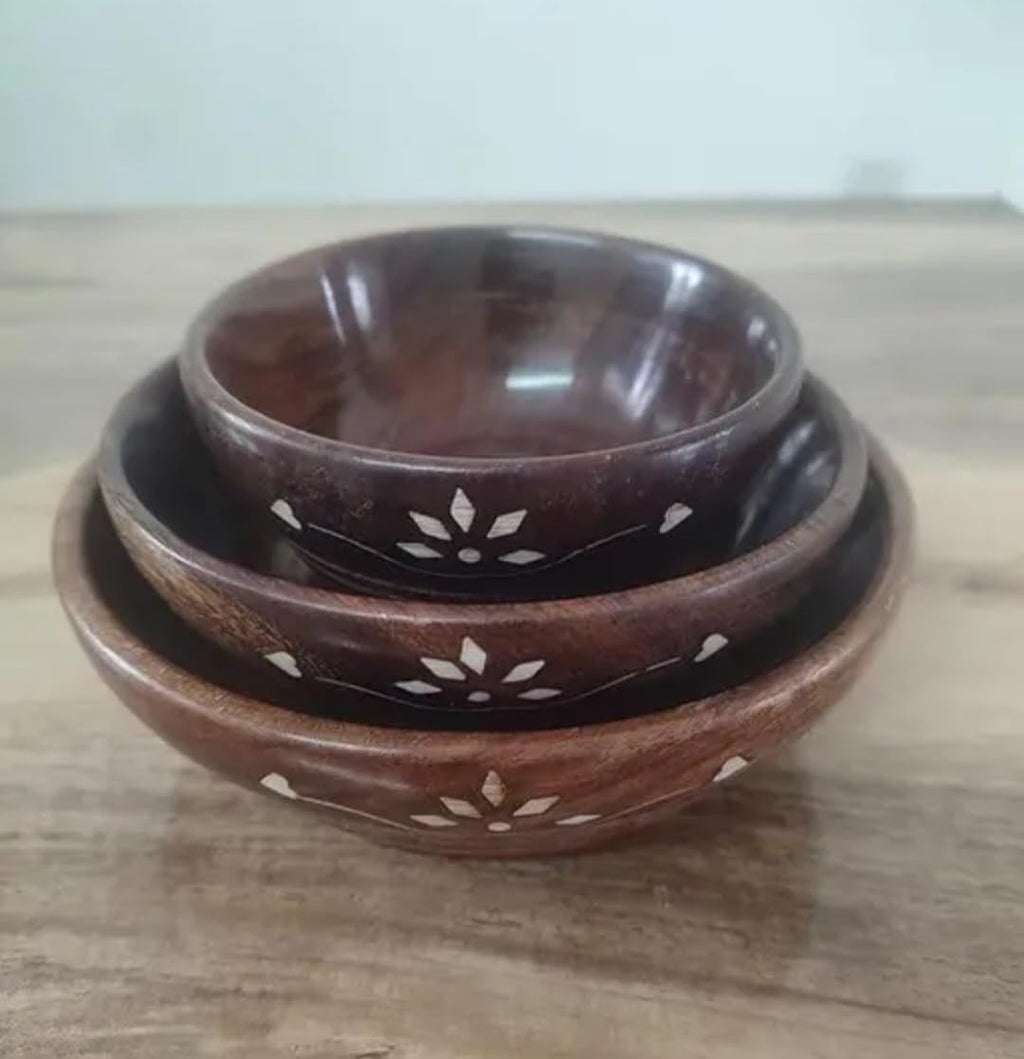 Wooden Serving Bowls Set of 3, Brown Natural Wood Finish, Round Nesting Bowls