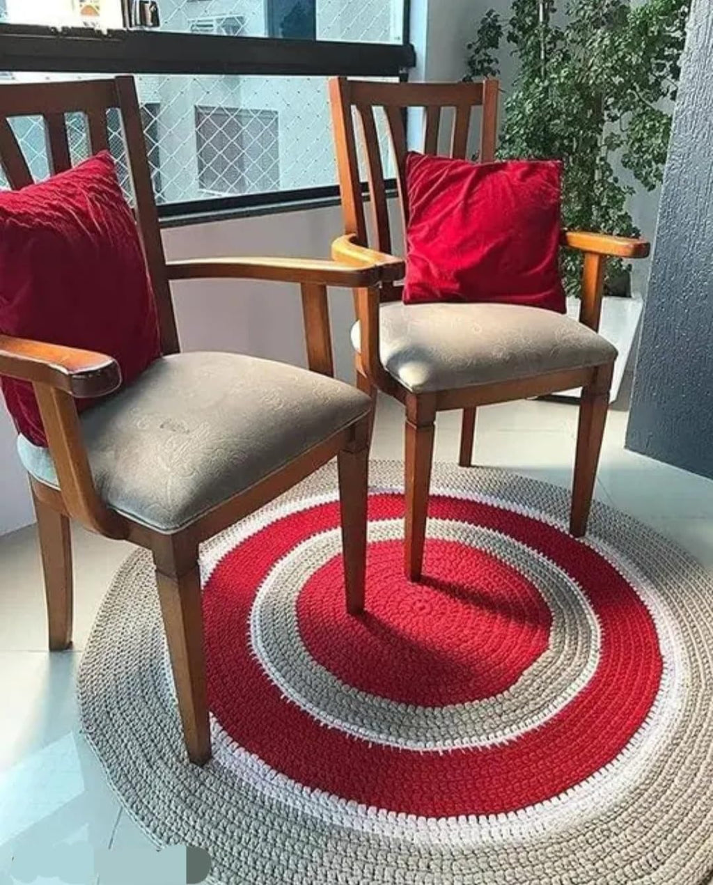 Round Handcrafted Area Rug, Red and Gray Spiral Pattern, Handmade Woven Style, Indoor Home Decor