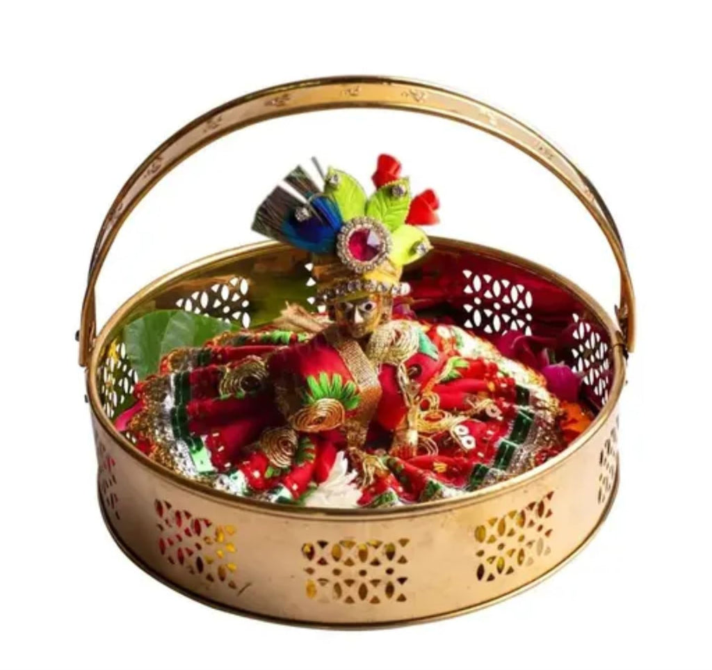 Decorative Metal Basket with Handle, Gold Filigree Design, Traditional Style Floral Container for Fresh Flowers and Arrangements