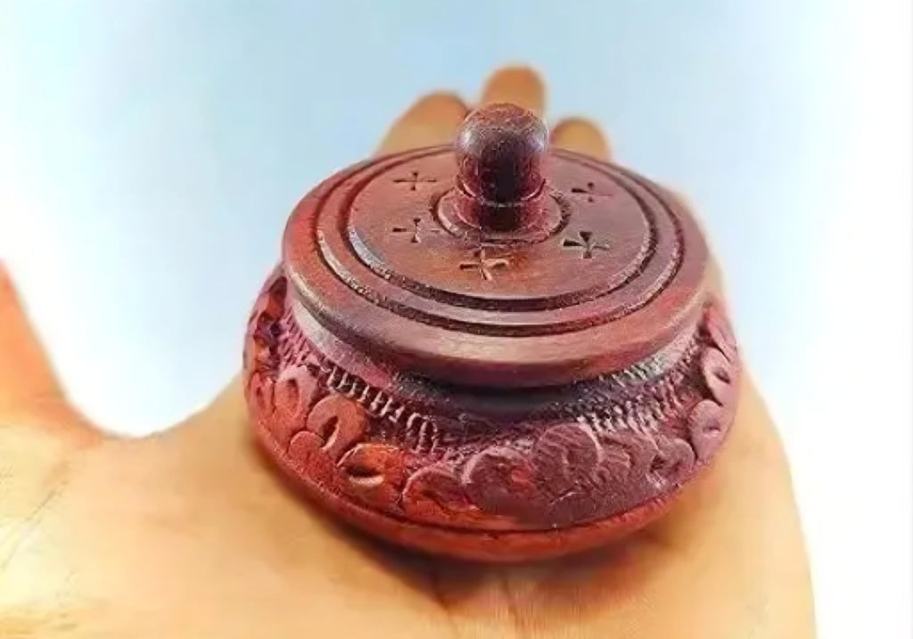 Wooden Sindoor Box with Lid, Carved Design, Red Vermillion Container, Traditional Indian Decor