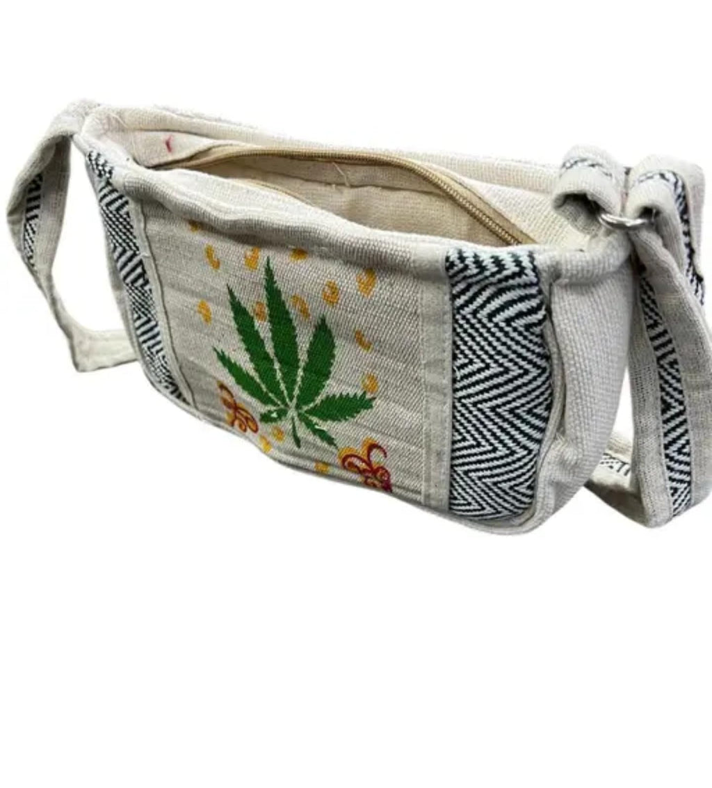 Handmade jute bag,Canvas Tote Bag with Leaf Print and Chevron Pattern, White and Black
