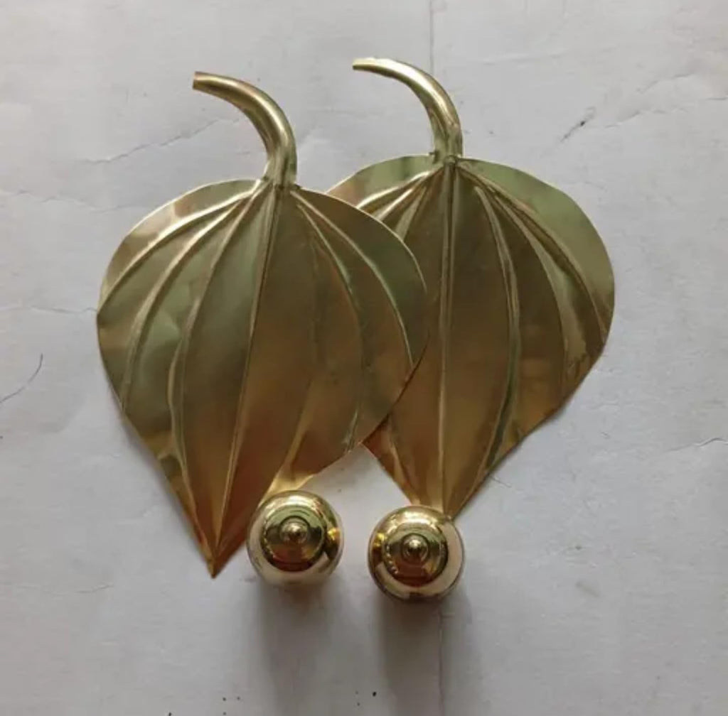 Decorative Gold Metal Leaf Wall Sconces, Set of 2, Modern Botanical Wall Art Decor