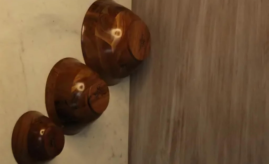 Wooden Serving Bowls Set, Natural Wood Grain, Handcrafted, 3 Pieces, Round Shape