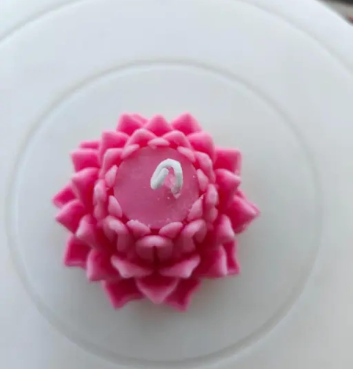 Handcrafted Decorative Pink Lotus Flower Candle, Floating Water Lily Design, White Base, Wax Material