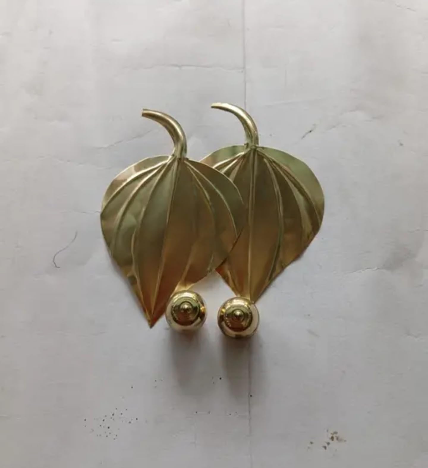 Decorative Gold Metal Leaf Wall Sconces, Set of 2, Modern Botanical Wall Art Decor